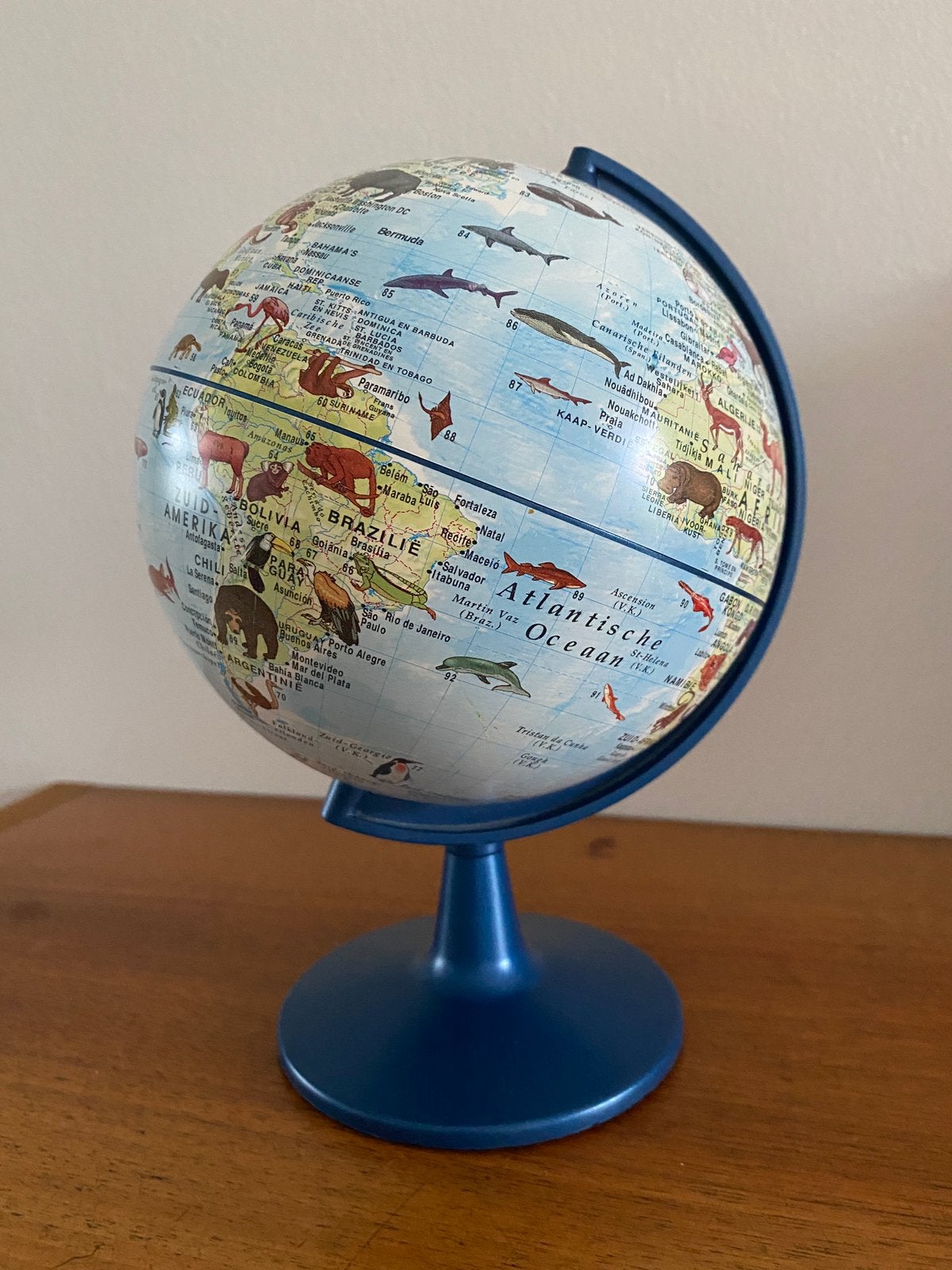 Globe kleine kinder wereldbol met dieren deco, Ophalen of Verzenden, Zo goed als nieuw