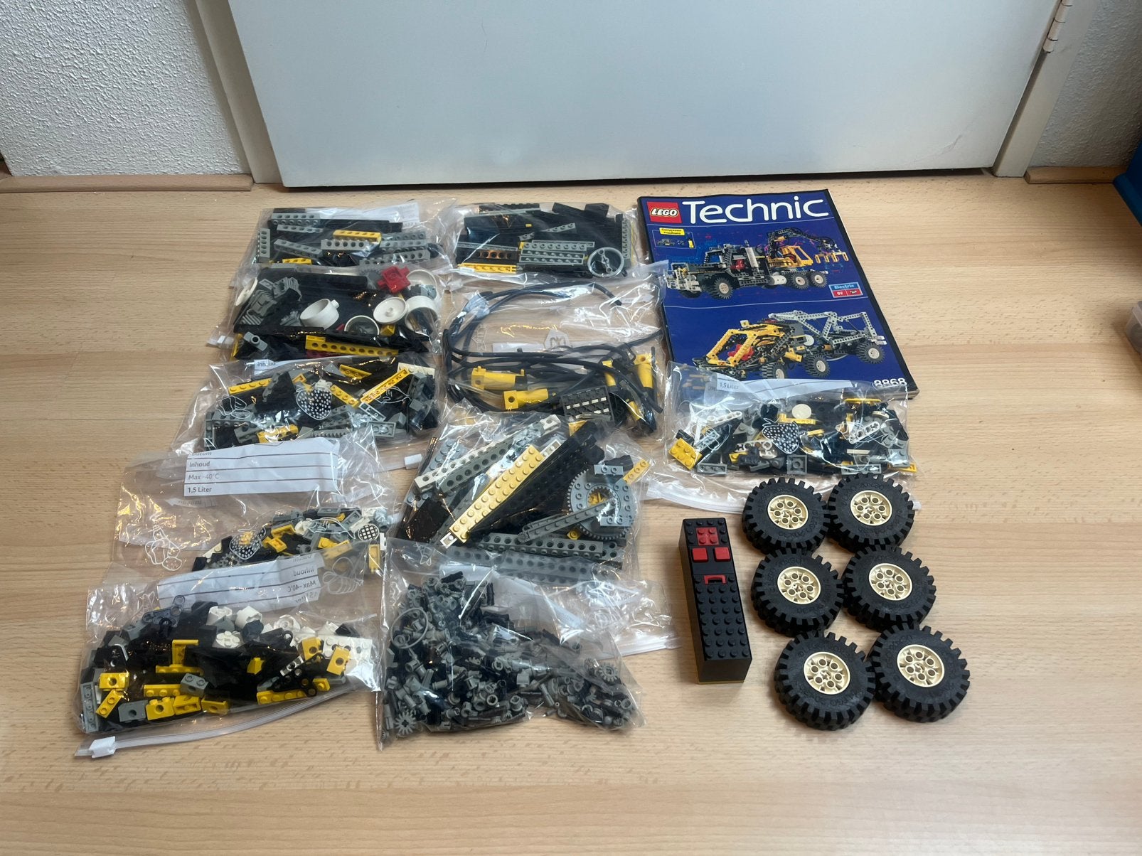Lego technic pneumatic Crane 8868, Lego, Compleet, Ophalen of Verzenden, Zo goed als nieuw