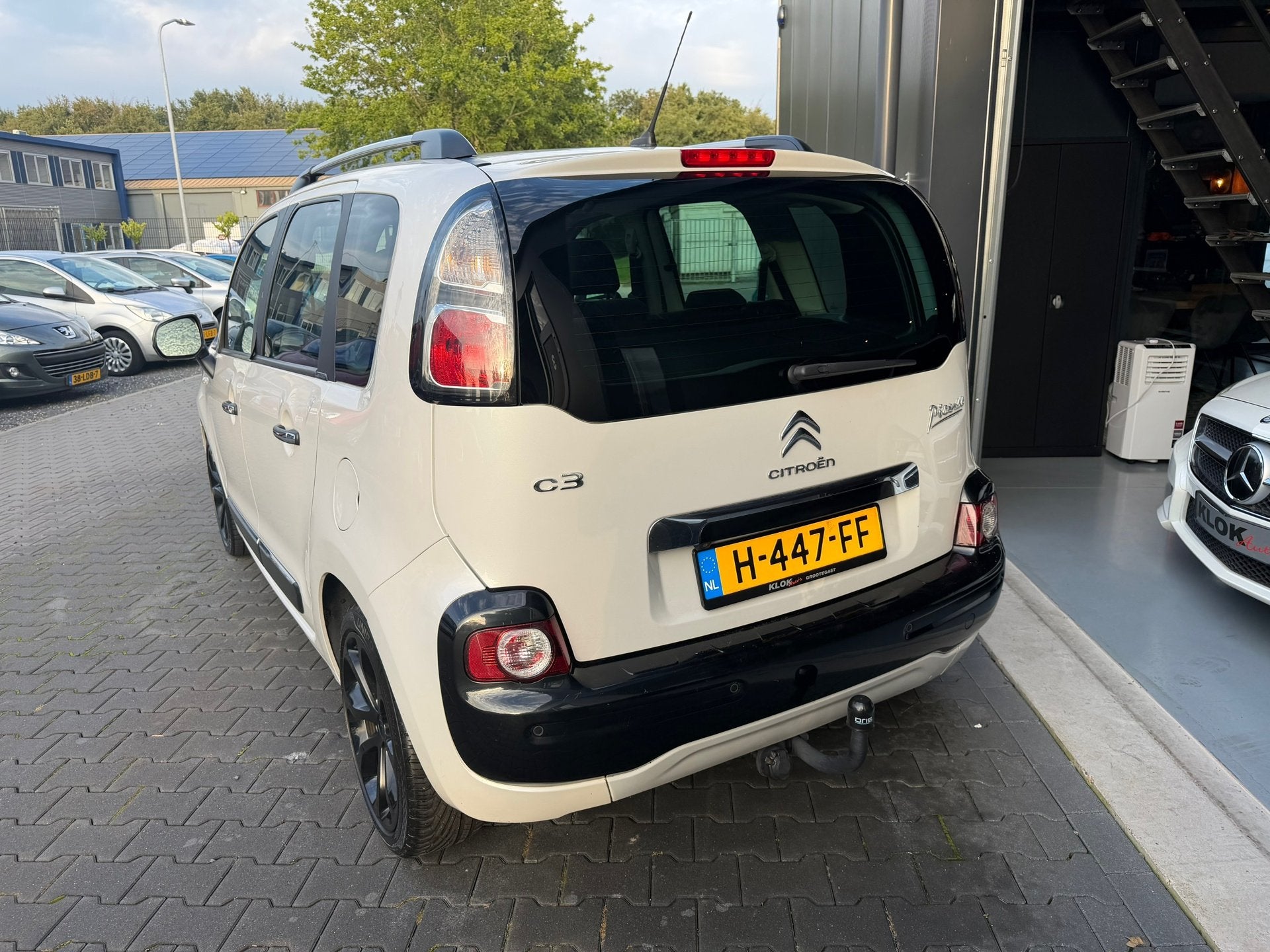 Citroen C3 Picasso 1.2 PureTech Exclusive 103.000 KM !, Voorwielaandrijving, Stof, Gebruikt, 1199 cc
