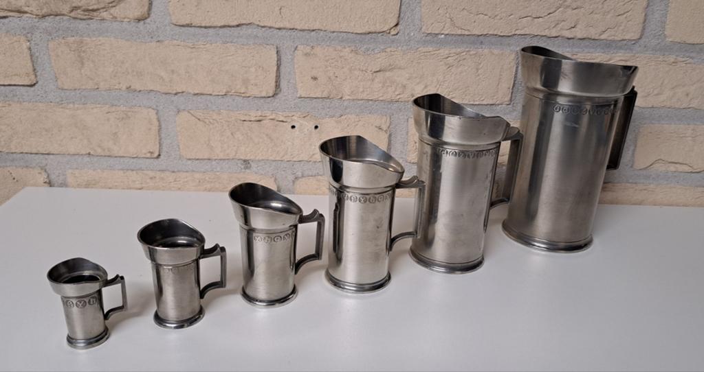 6 antieke tinnen maatbekers   pewter tin., Antiek en Kunst, Antiek | Tin, Ophalen of Verzenden