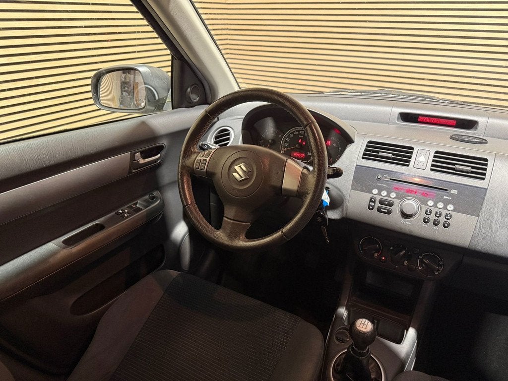 Suzuki Swift 1.3 Base | Airco, Voorwielaandrijving, Stof, 400 kg, Swift