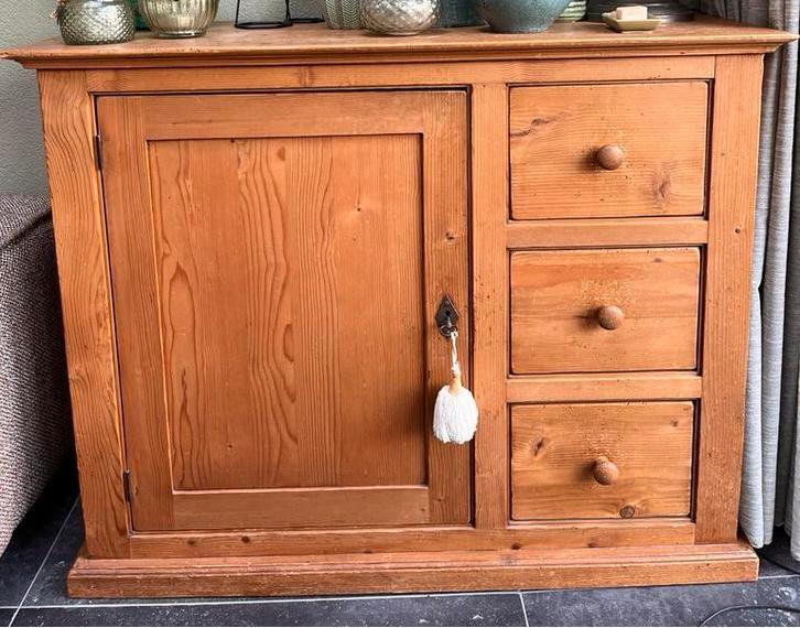 Mooie brocante/antiek grenen kast/dressoir/commode, Antiek en Kunst, Ophalen