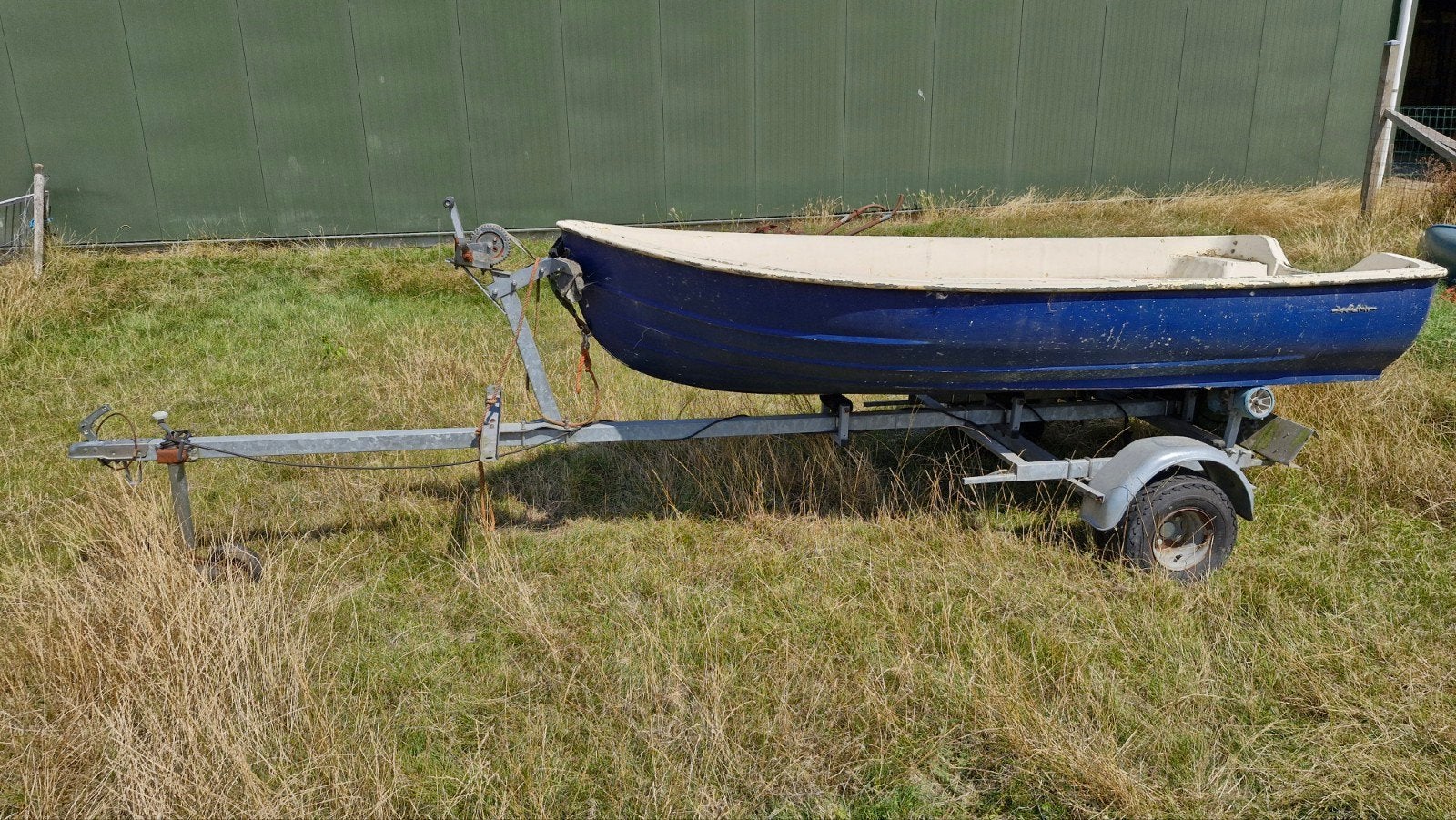 Gebruikte boottrailer met boot - Ideaal voor klussers!, Ophalen, Gebruikt, Minder dan 6 meter, Geremd