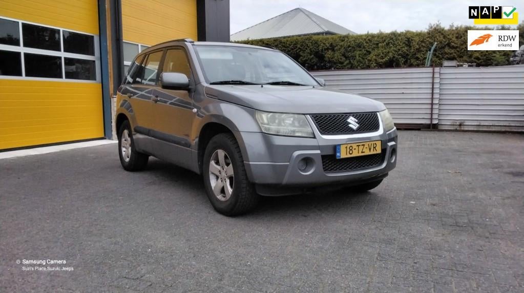 Suzuki Grand Vitara 2.0-16V JLX, Auto's, Suzuki, Bedrijf, Te koop, Grand Vitara, 4x4, ABS, Airbags, Airconditioning, Centrale vergrendeling