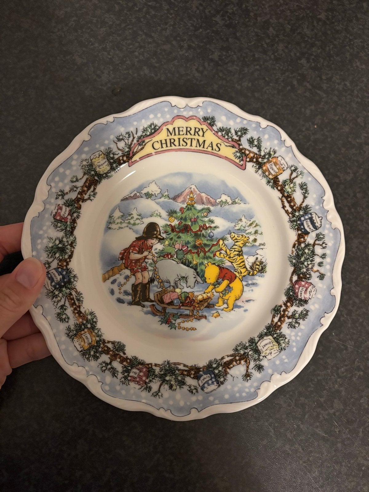 Royal Doulton - Winnie the Pooh plate - Merry Christmas, Antiek en Kunst, Ophalen of Verzenden
