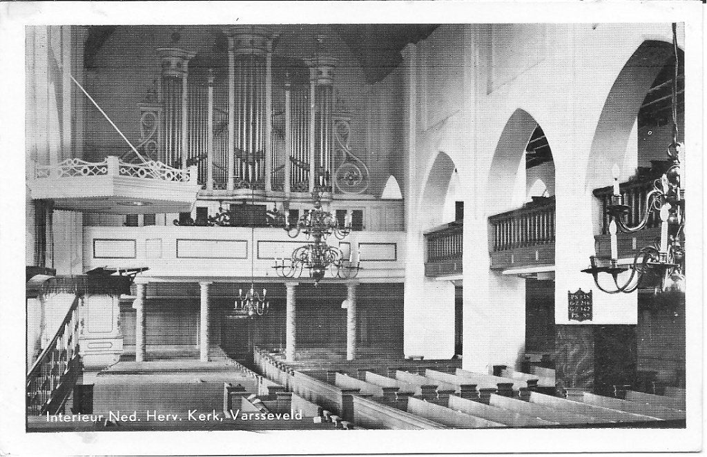 Oude Ansichtkaart: Interieur Ned. Herv. Kerk, Varsseveld, Ophalen of Verzenden, 1960 tot 1980, Gelopen, Gelderland