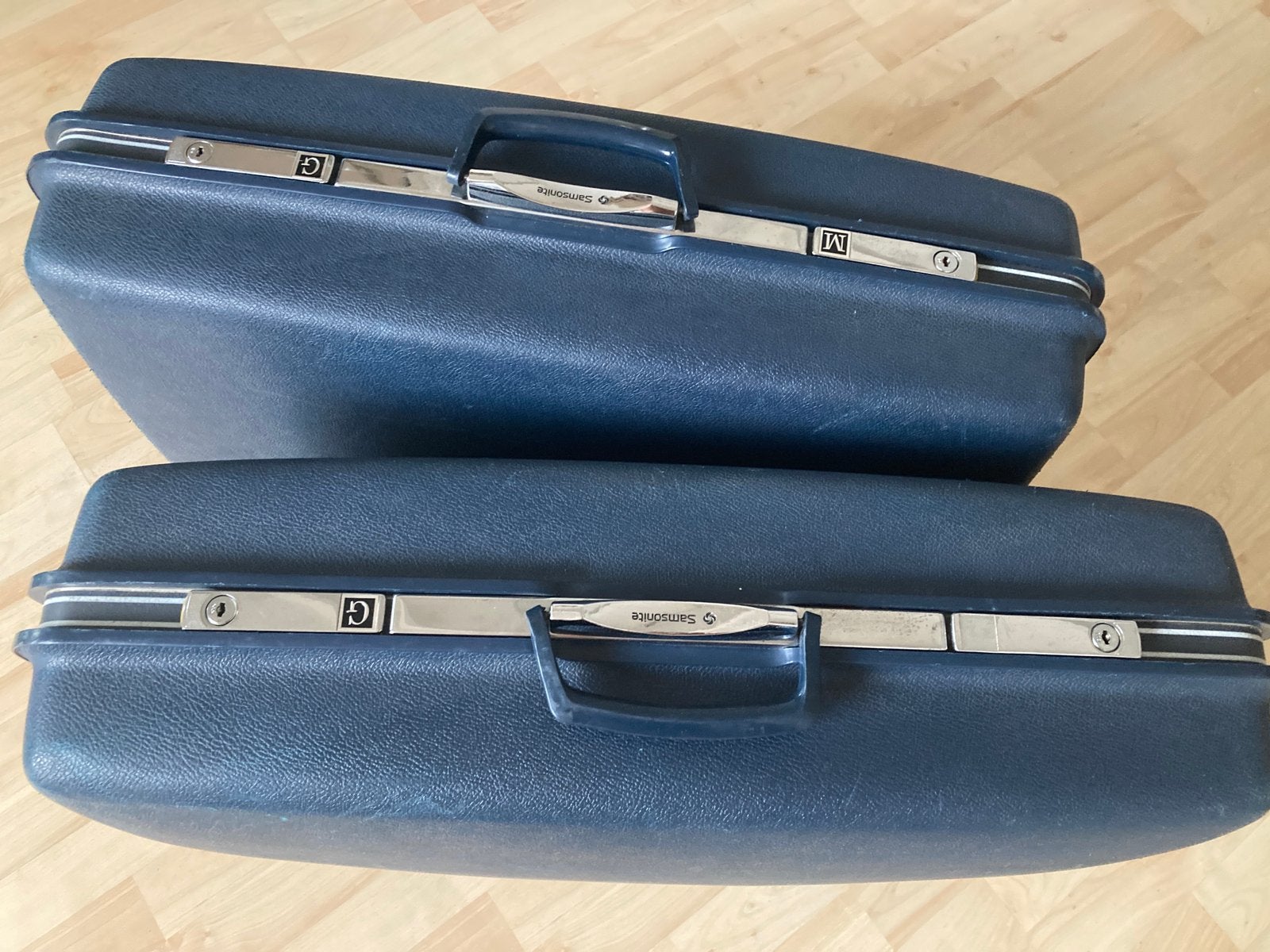 2 keiharde SAMSONITE koffers, Gebruikt, Hard kunststof, Ophalen of Verzenden, Minder dan 35 cm