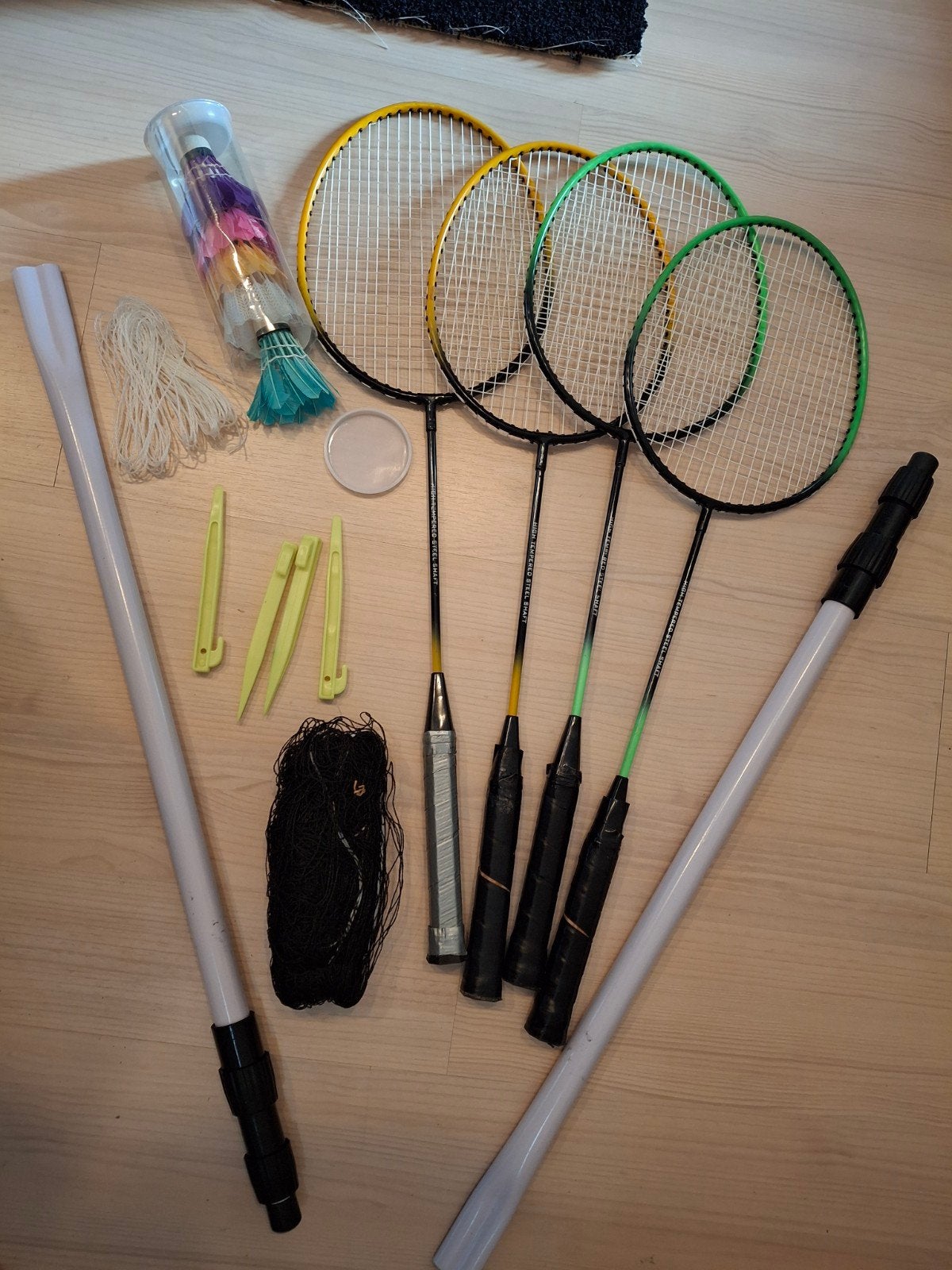 Te koop badmintonset met net, Ophalen of Verzenden, Zo goed als nieuw, Racket(s)