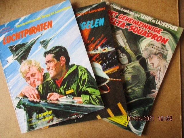 adv0402 tangy en laverdure, Eén stripboek, Ophalen, Gelezen