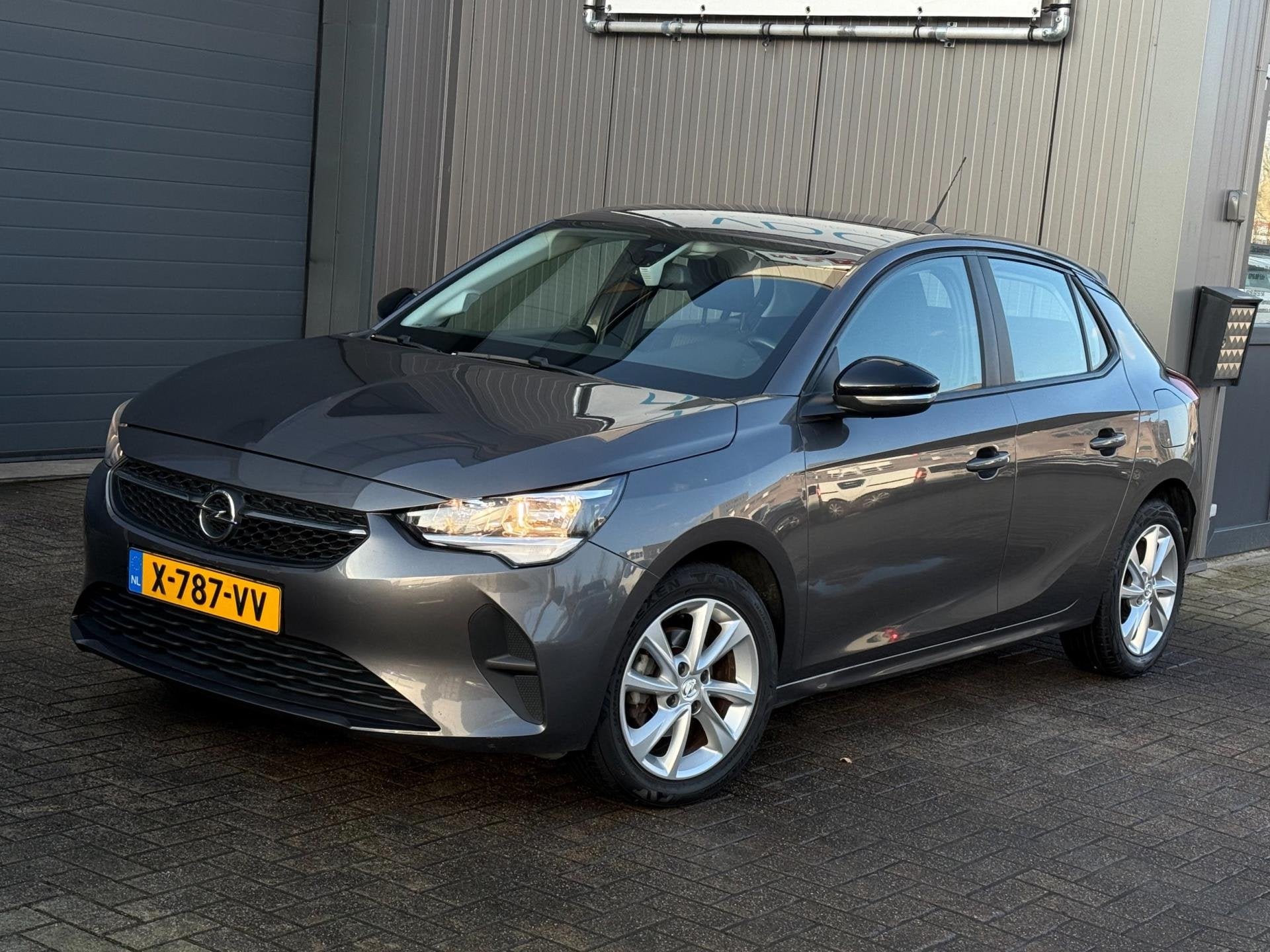 Opel Corsa 1.2 Edition | Camera | PDC | 16'' LMV, Voorwielaandrijving, Stof, 1199 cc, Bedrijf