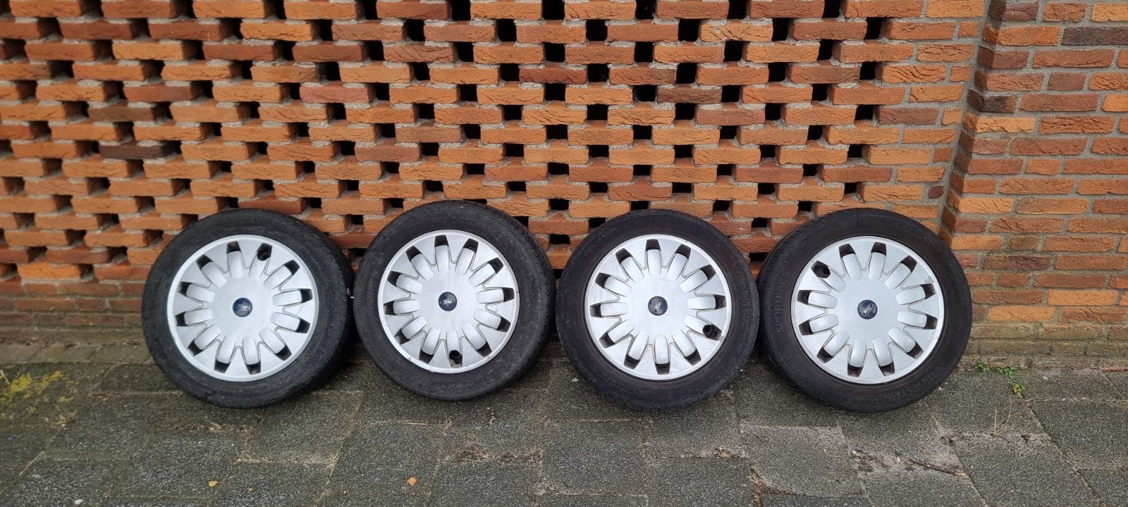 16 inch Ford stalen velgen, Ophalen, Gebruikt