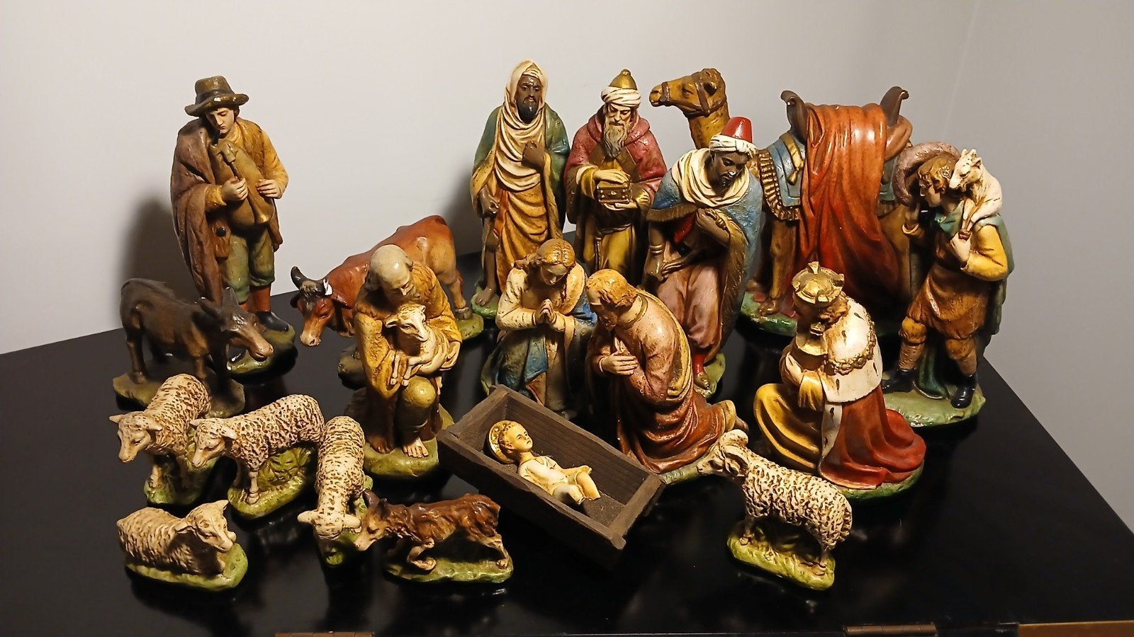 Antieke Spaanse Kerststalfiguren, Ophalen