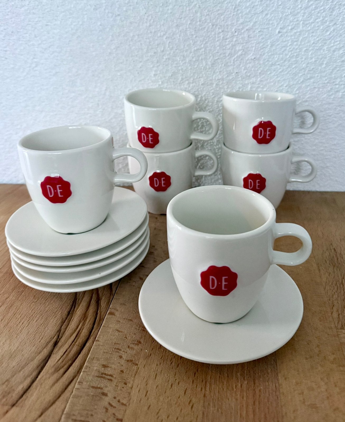 Douwe Egberts Lungo kop en schotel, rode zegel, Ophalen, Gebruikt, Overige stijlen, Kop(pen) en/of Schotel(s)