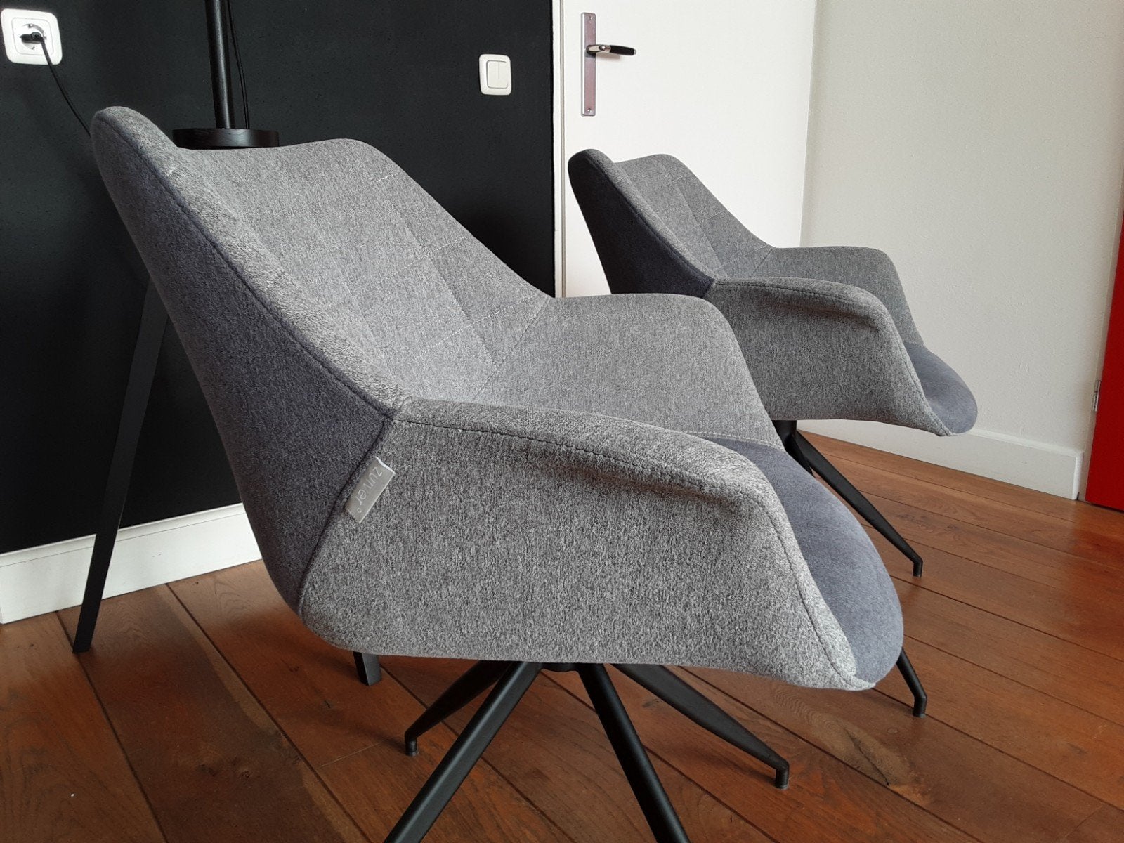 2 fijne zitstoeltjes merk Zuiver, Huis en Inrichting, Stoelen, Ophalen of Verzenden, Grijs, Metaal