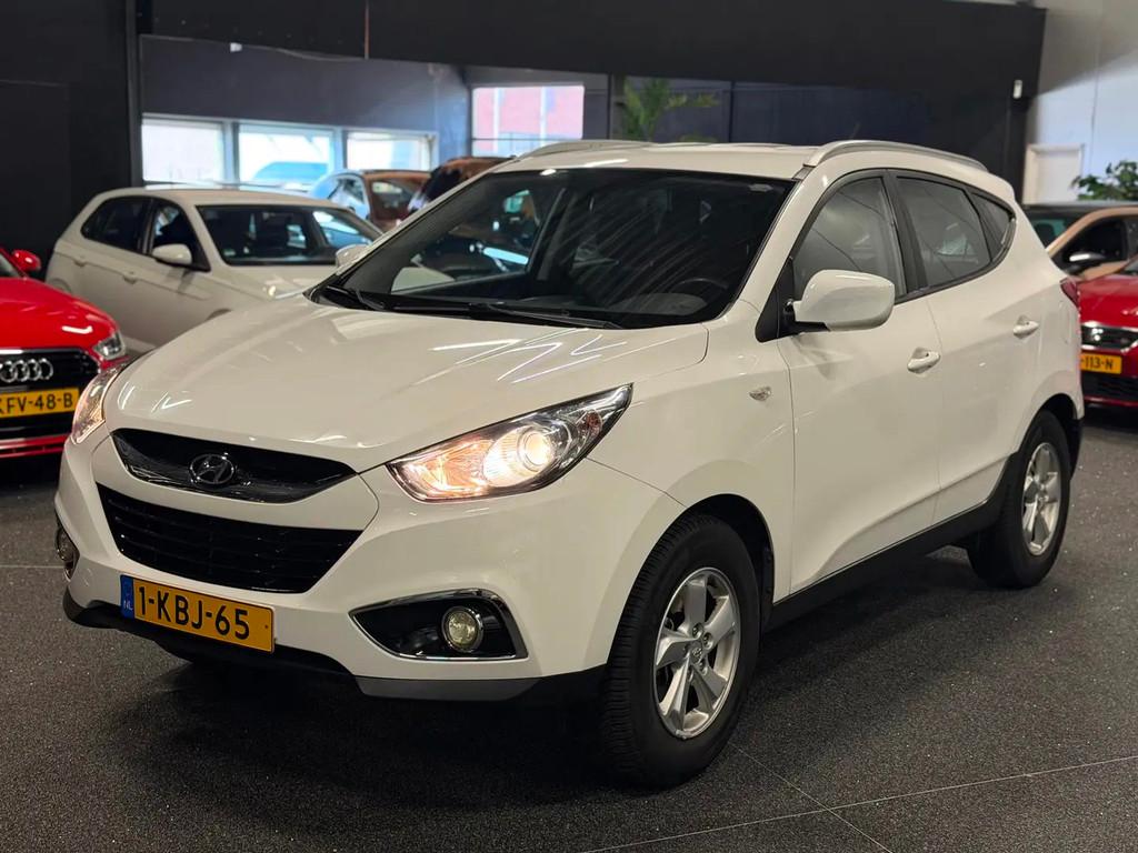 Hyundai ix35 1.6i GDI Active AIRCO/NAVI/NW-KOPP € 6.290,00, Voorwielaandrijving, 1591 cc, 4 cilinders, Wit