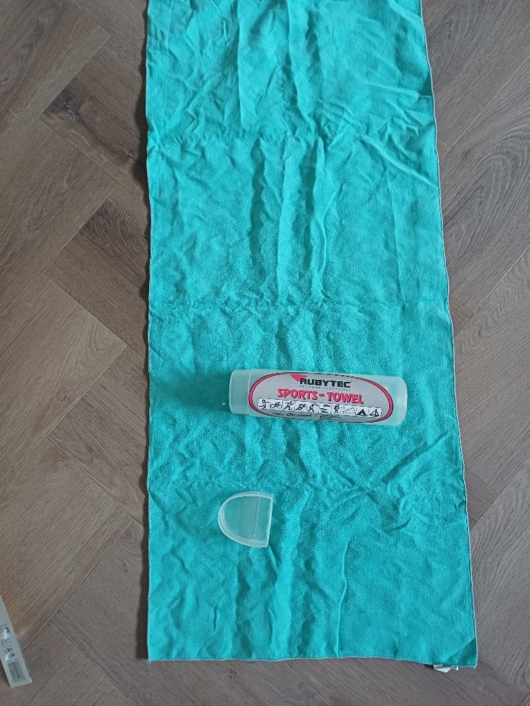 Rubytec Sports-Towel, Ophalen of Verzenden, Gebruikt