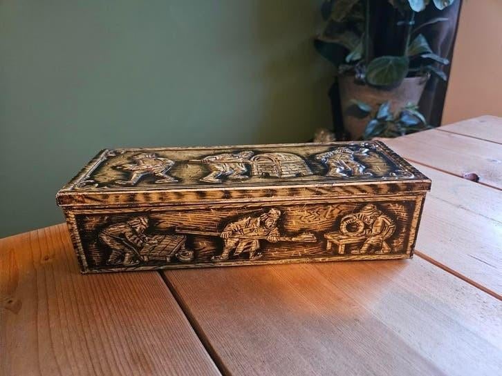 Vintage Victoria Biscuitblik Dordrecht, Ophalen of Verzenden