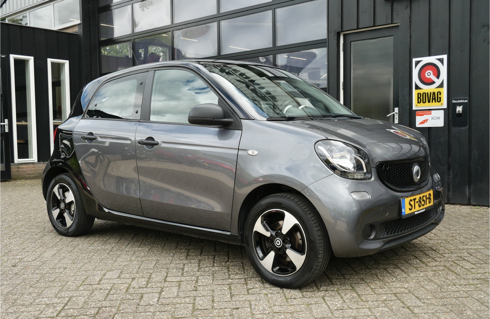 Smart Forfour 1.0 Business Solution | NL-Auto | Cruise | Air, Auto's, Gebruikt, 4 stoelen, Origineel Nederlands, Handgeschakeld
