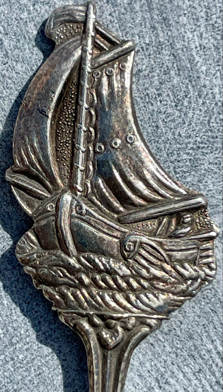 Antiek Verzilverd Lepeltje met Zeilschip Decoratie, Antiek en Kunst, Antiek | Goud en Zilver, Ophalen of Verzenden, Zilver