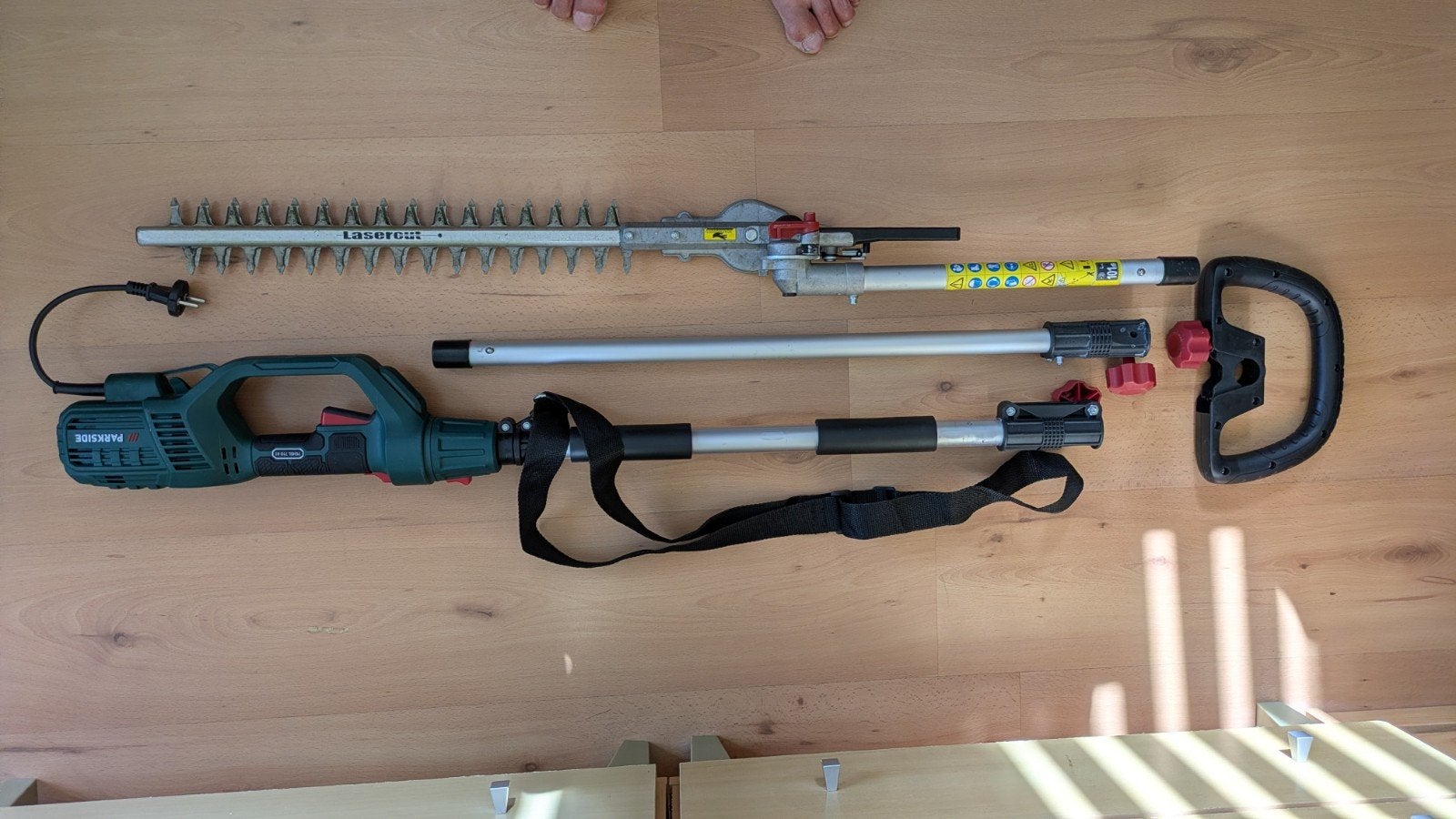 Elektrische heggenschaar op steel, Tuin en Terras, Ophalen, Parkside Lidl, Zo goed als nieuw, Elektrisch