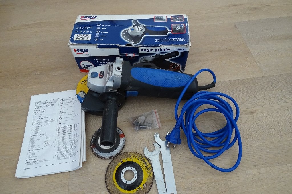 Haakse slijper   Ferm, Ophalen, Gebruikt, 700 tot 1000 watt, Haakse handslijpmachine