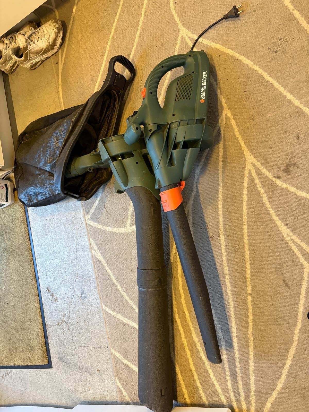 Black & Decker Bladblazer/Bladzuiger met opvangzak, Ophalen, Gebruikt, Handgedragen, Met opvangzak