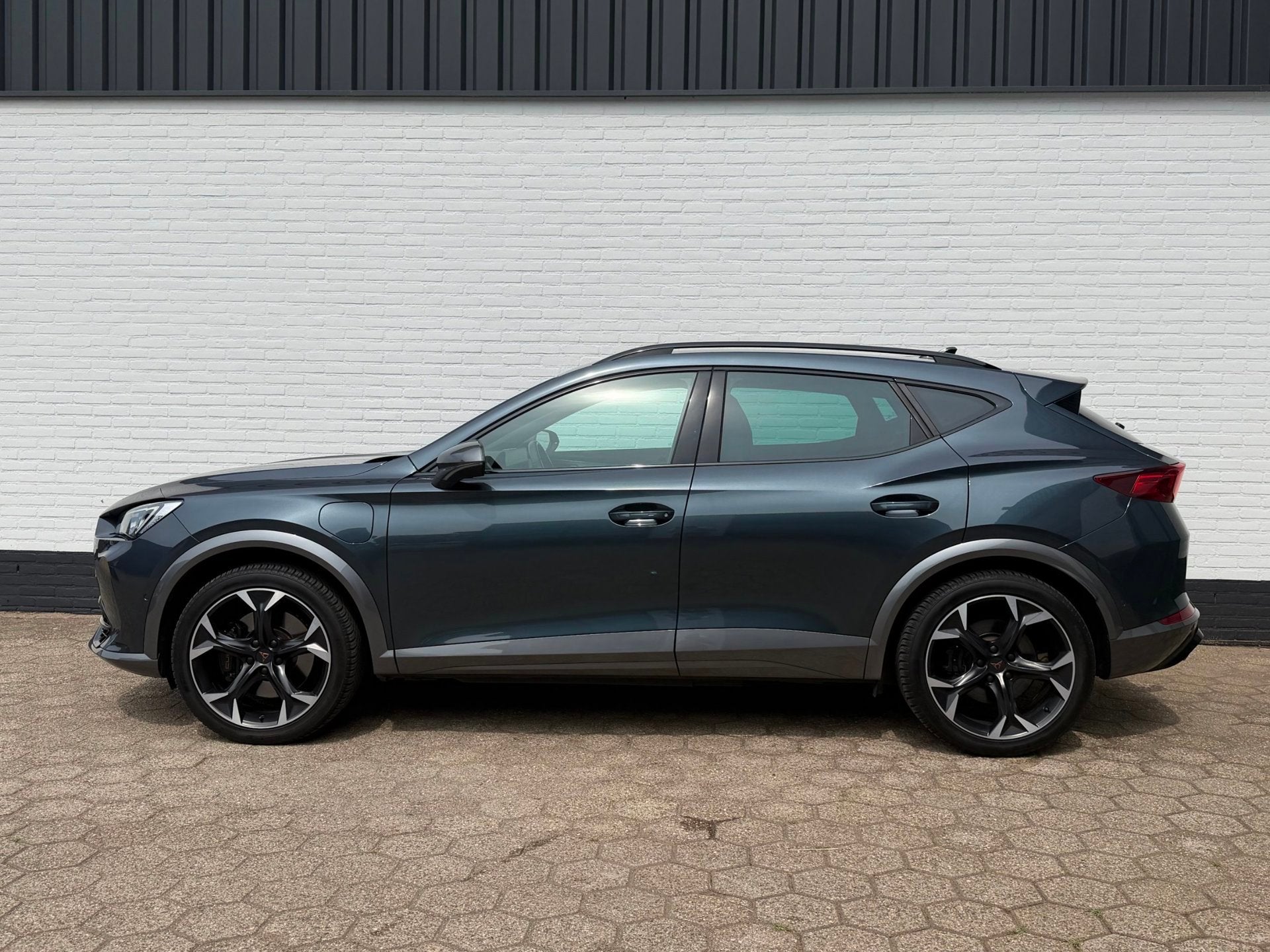 CUPRA Formentor e-Hybrid VZ Performance TREKHAAK l ACC l 19', Gebruikt, Zwart, 4 cilinders, Formentor