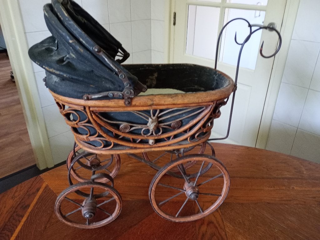 Vintage Kinder poppenwagen, Ophalen