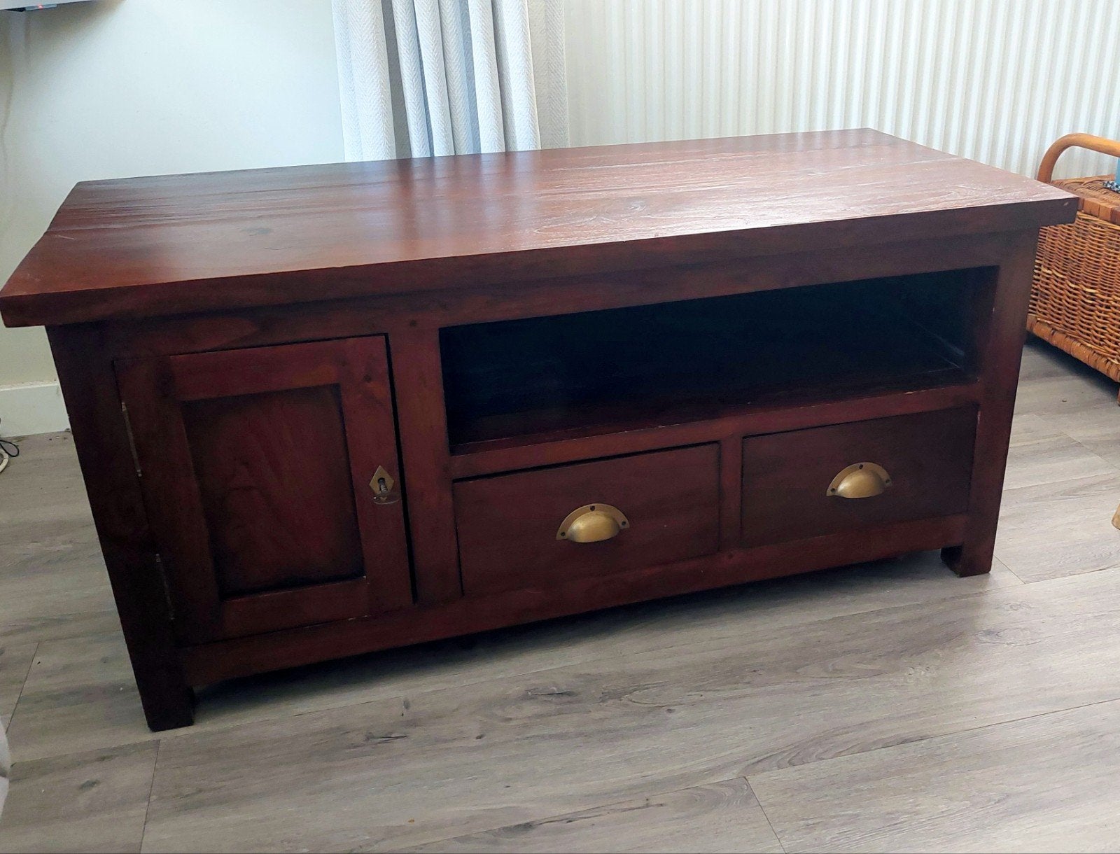 Teakhouten TV-meubel met lade en kastje met slot+sleutel., Gebruikt, 100 tot 150 cm, Koloniaal, Teakhout