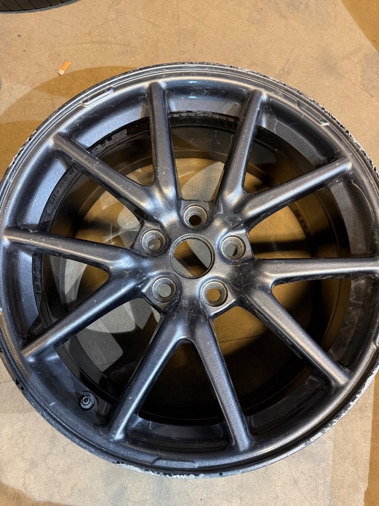 Tesla Model S 19 inch velgen met banden, Gebruikt, 255 mm, Banden en Velgen, Personenwagen