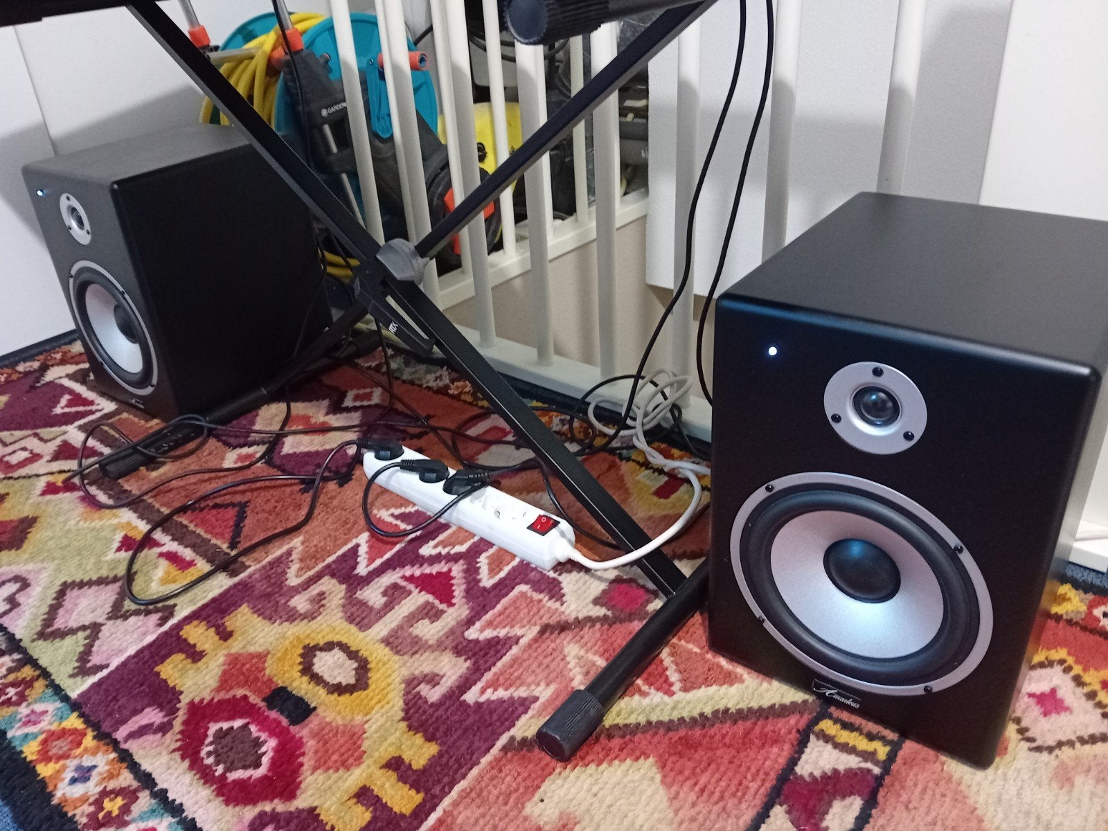 Amadeus vx80 actieve monitoren.