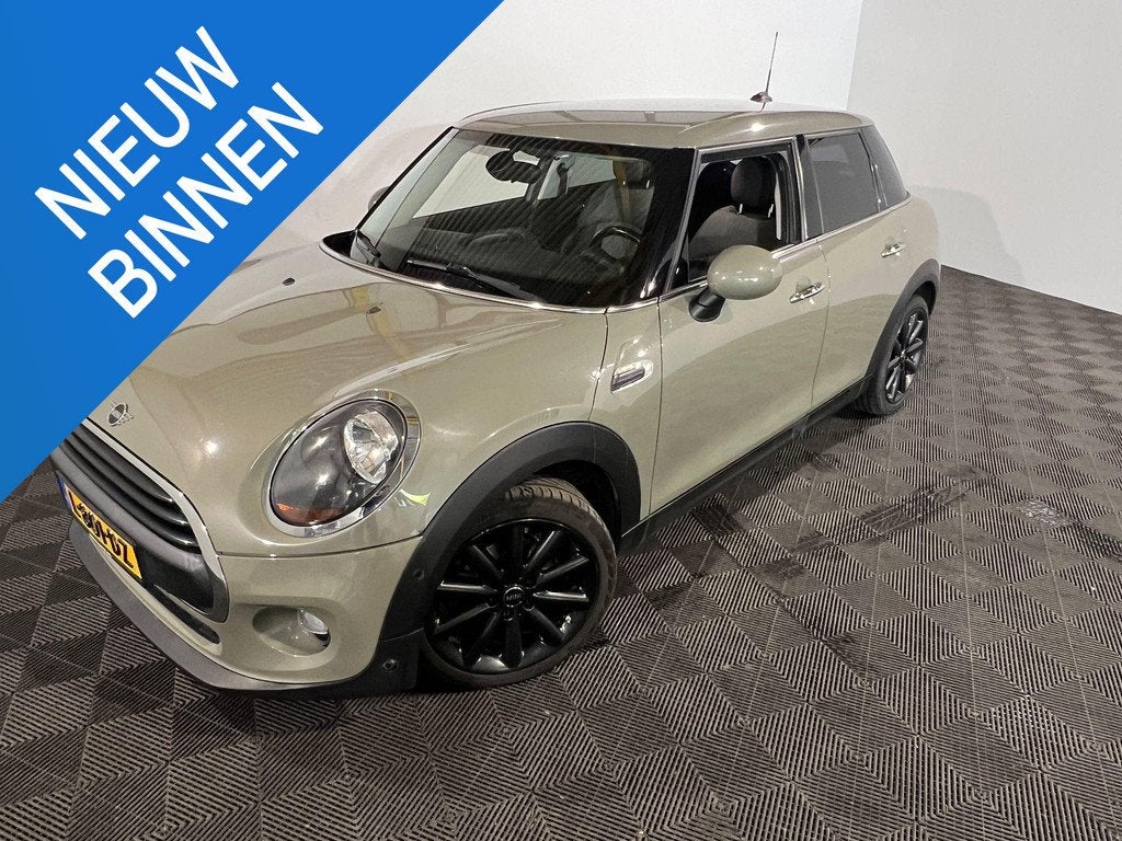 MINI 5-Deurs 1.5 One Pepper, Auto's, Mini, Voorwielaandrijving, Start-stop-systeem, Stof, Gebruikt