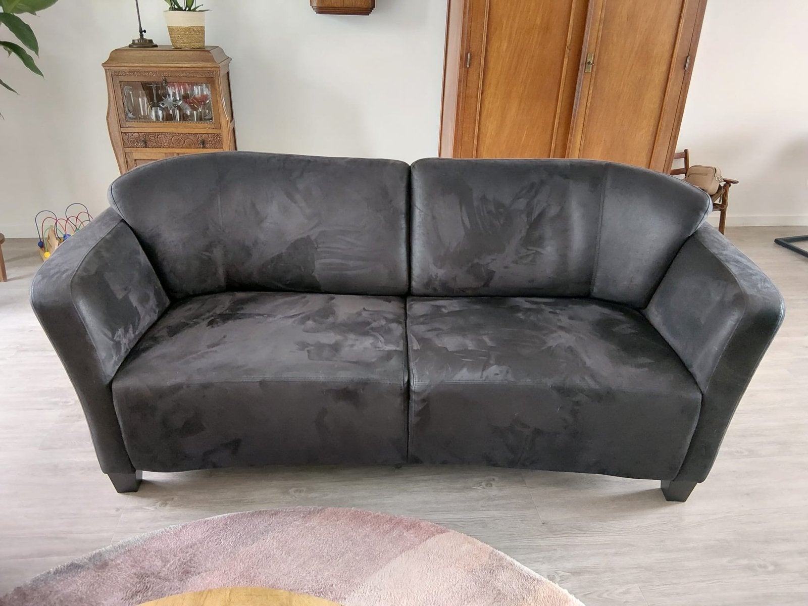 Zwarte bank, fauteuil en eetkamerstoelen - complete set!, Ophalen, Driepersoons, Leer, Zo goed als nieuw