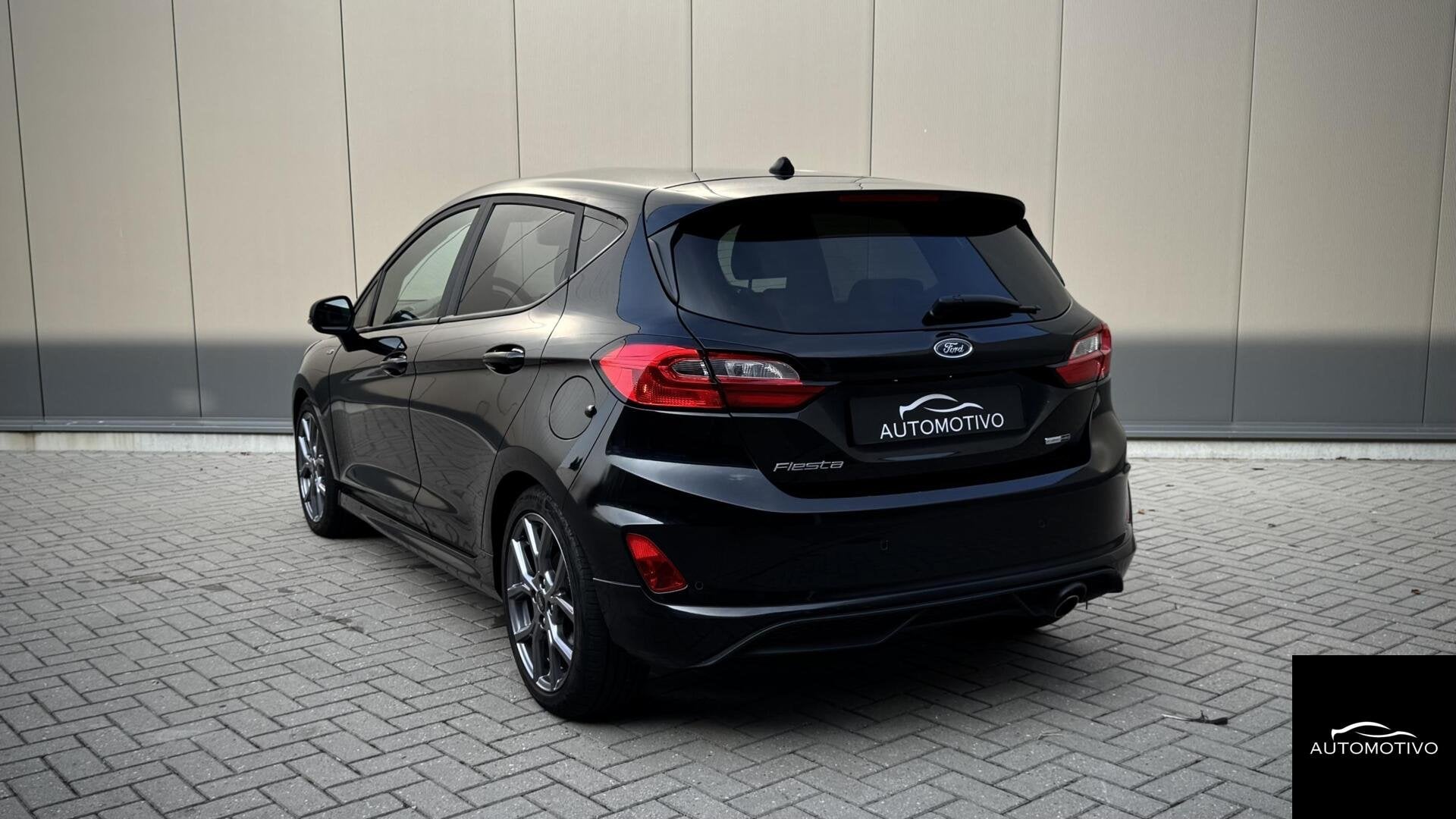 Ford Fiesta 1.0 EcoBoost Hybrid ST-Line|AUTOMAAT | CARPLAY|, 125 pk, Zwart, Bedrijf, 1111 kg