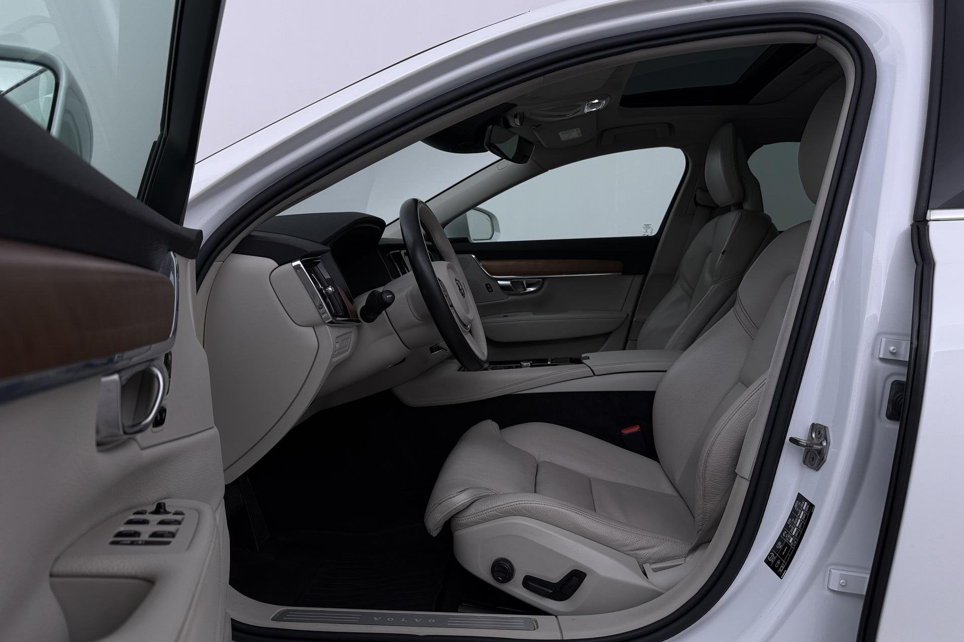 Volvo S90 T8 AWD Inscription | ACC | Schuifdak | Trekhaak |, Automaat, Gebruikt, Euro 6, 4 cilinders