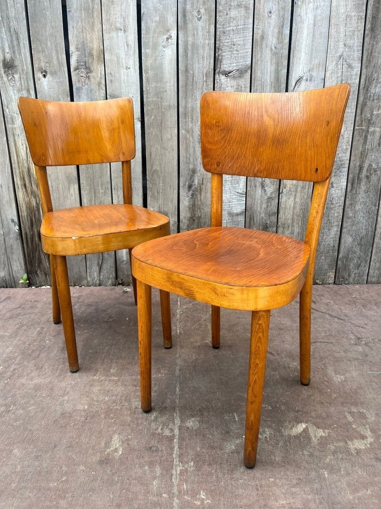 Originele Thonet Caféstoelen in Gebogen Hout(26 op voorraad), Gebruikt, Bruin, Ophalen of Verzenden, Vijf, Zes of meer stoelen