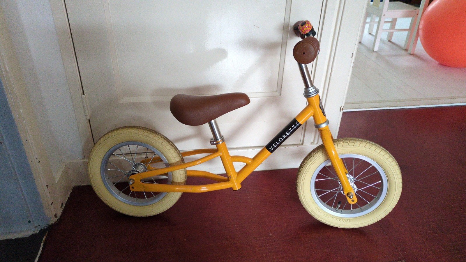 Veloretti Mini loopfiets - 12 inch - Geel - 2-4 jaar, Ophalen, Gebruikt, Loopfiets