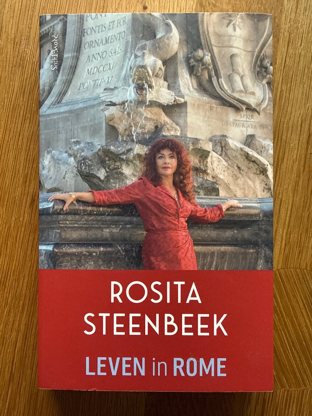 Rosita Steenbeek - Leven in Rome (Vierde druk), Ophalen of Verzenden, Zo goed als nieuw, Eén auteur