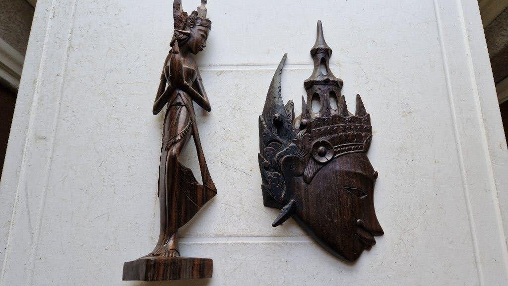 oude houten snijwerk uit indonesie, Houtsnijwerk, Ophalen of Verzenden, 20 - 50 cm, Hout
