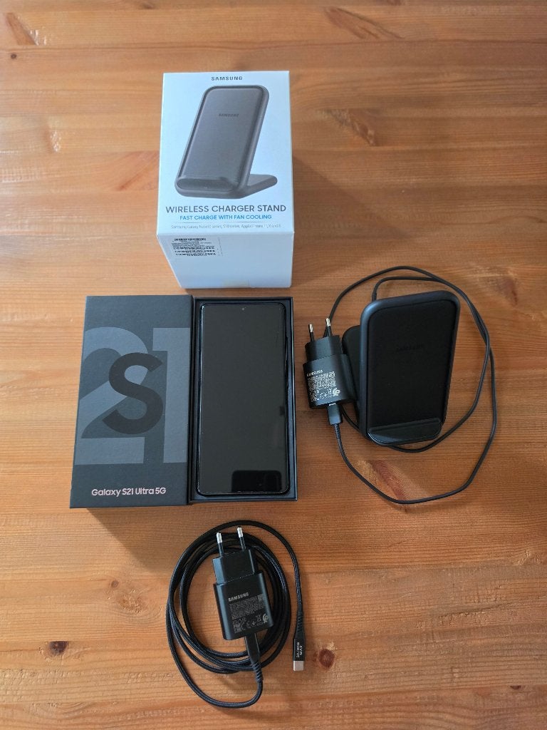 Samsung Galaxy S21 Ultra 512 GB met twee oplaadmogelijkheden, Telecommunicatie, Mobiele telefoons | Samsung, Zwart, Zo goed als nieuw