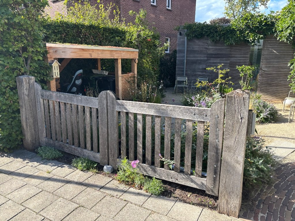 Dubbele poort oprit met afstandsbediening, Gebruikt, 100 tot 150 cm, Ophalen of Verzenden, Hout