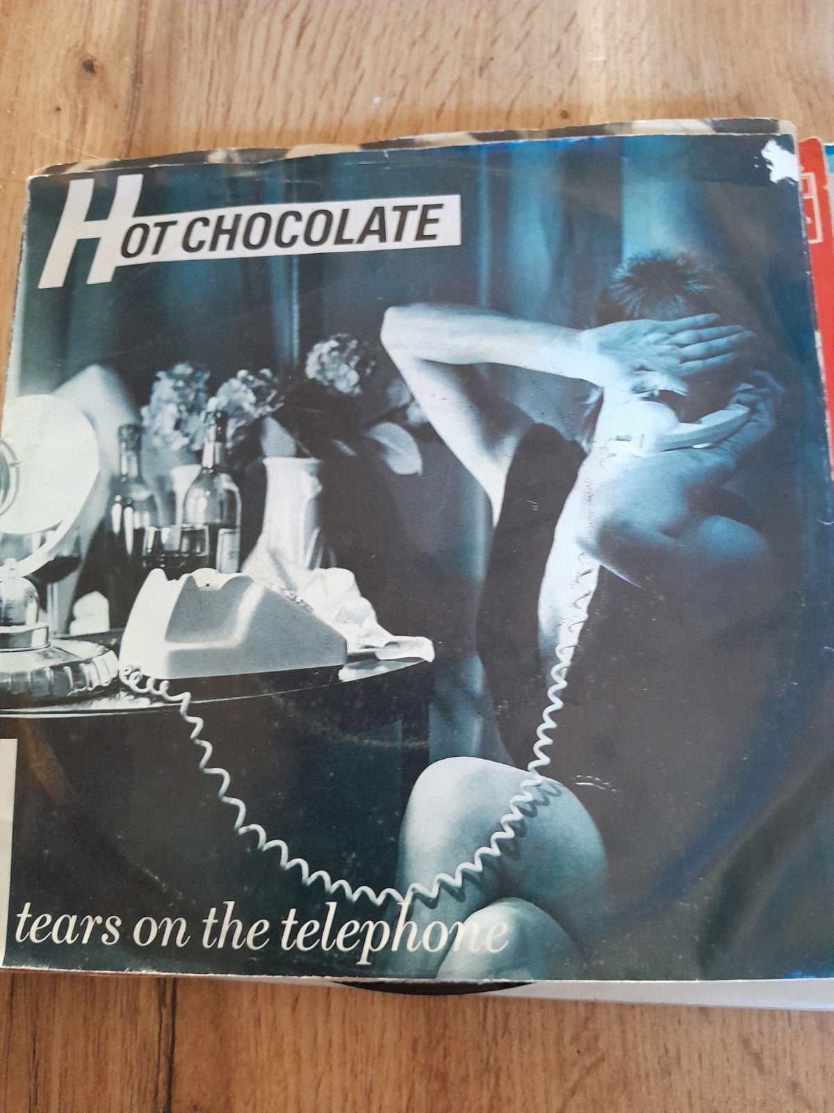 Hot chocolate 7inch tears on the telephone, Ophalen of Verzenden, Zo goed als nieuw, Pop
