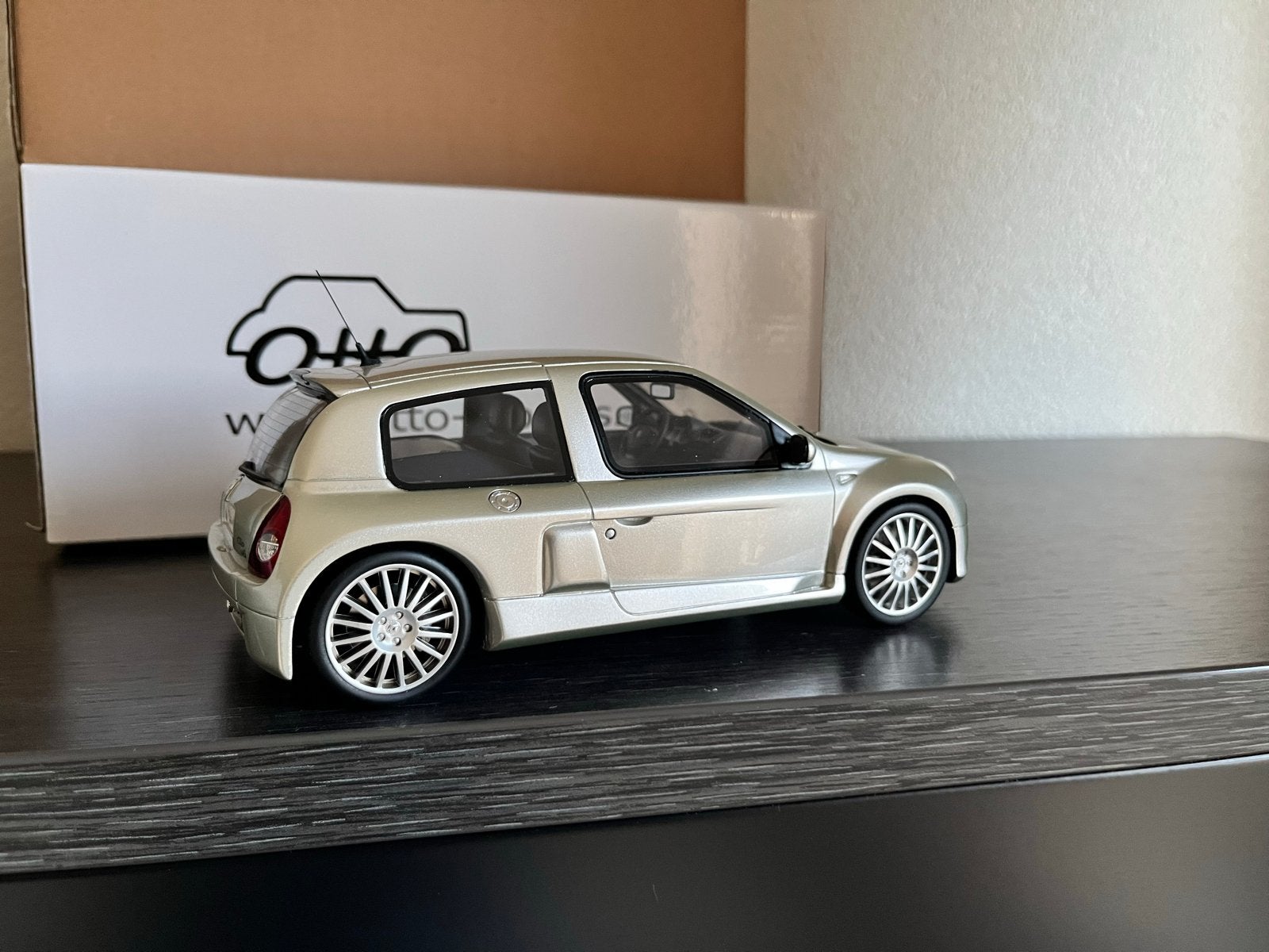 Otto Mobile Renault Clio V6 Phase 2 1/18 - OT842, Hobby en Vrije tijd, Ophalen of Verzenden, Nieuw, Auto, OttOMobile