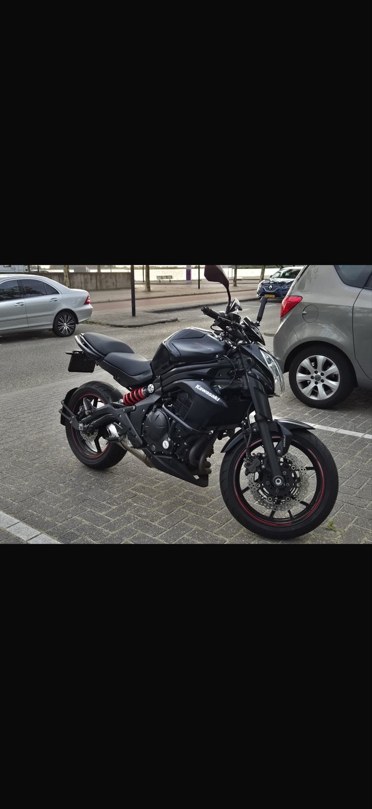 Kawasaki ER-6N uit 2014, 2 cilinders, 649 cc, Gebruikt, Particulier