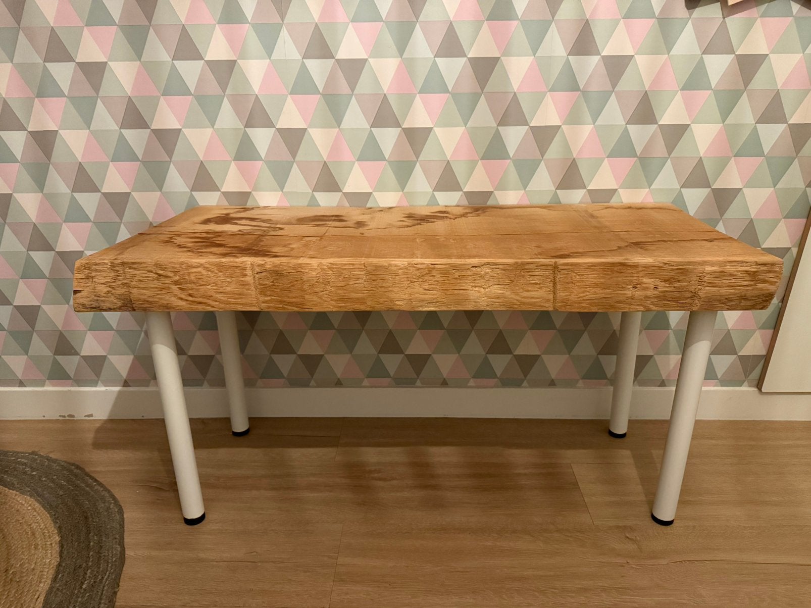 Eiken tafelblad met witte poten, Ophalen, Zo goed als nieuw, 100 tot 150 cm, Minder dan 100 cm
