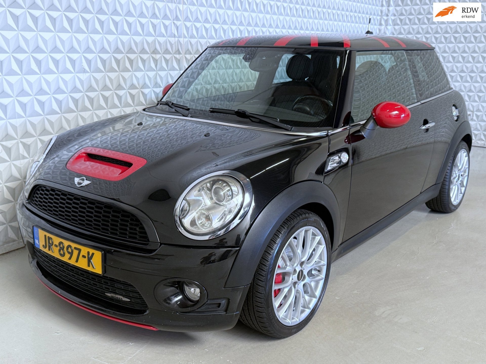 Mini 3-Deurs 1.6 John Cooper Works met 155PK / 211PK! (2010), Auto's, Voorwielaandrijving, Euro 5, 15 km/l, Gebruikt