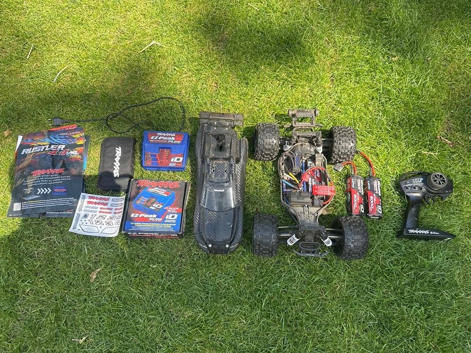 Traxxas Rustler 4x4 VXL RC Auto met veel extra's, Elektro, Gebruikt, Auto offroad, Ophalen of Verzenden