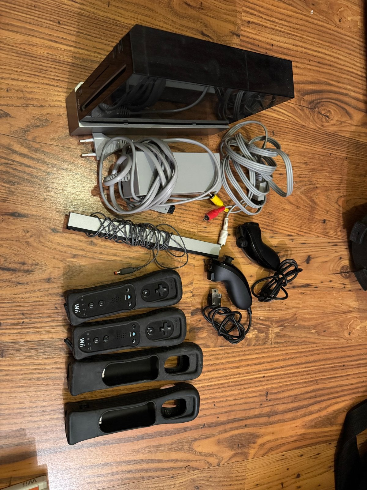 Nintendo Wii Zwart met 2 controllers en 7 spellen, Ophalen, Gebruikt, Met 2 controllers, Met games