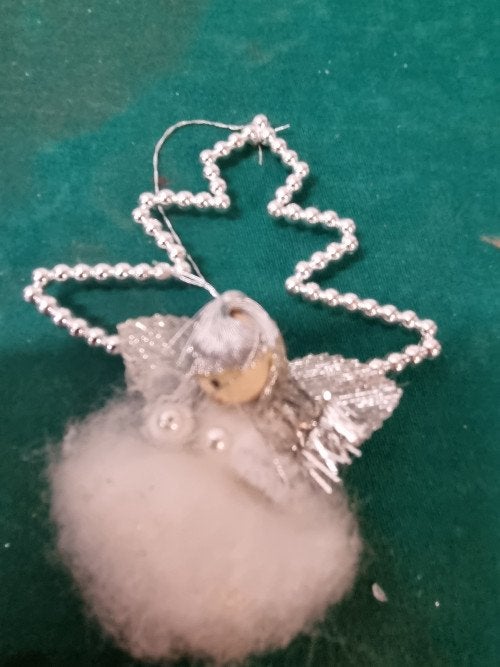 engel met kerstboom hanger vintage [b201], Diversen, Kerst, Ophalen of Verzenden, 'T Olde Gre-j, Info@toldegrej.nl, Endepoelstraat 20f Didam