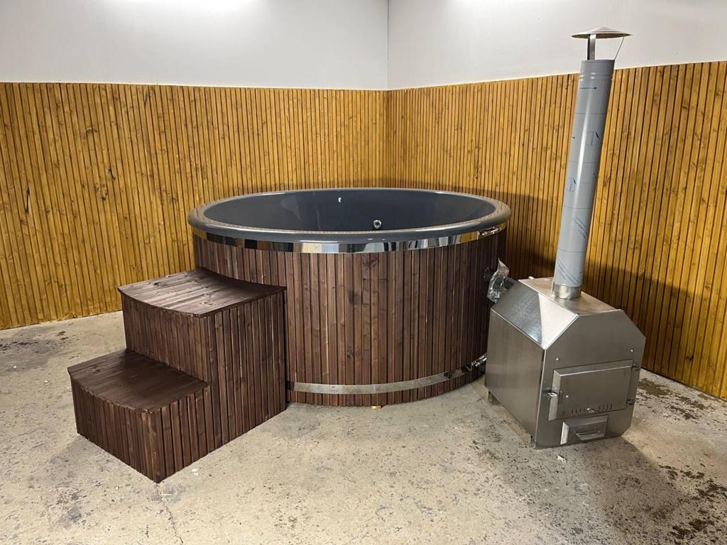 Luxe Hottub Jacuzzi Whirlpool met Kachel, Ophalen of Verzenden, Nieuw, Trap, Vast